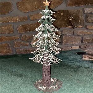 Elegant Metal Christmas Tree with Star Topper